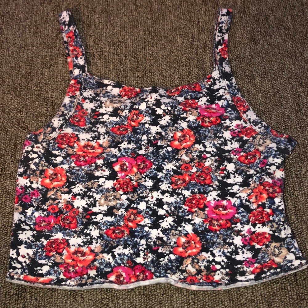 Floral print crop top